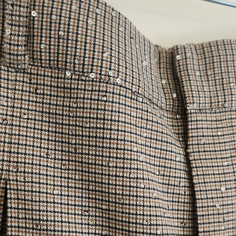 Chic Women's Gray Patterned Trousers - image 2